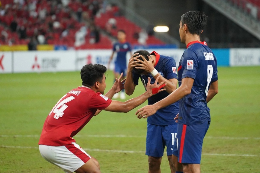 Cầu thủ Indonesia bị nhắc nhở sau hành vi không đẹp - Bóng Đá