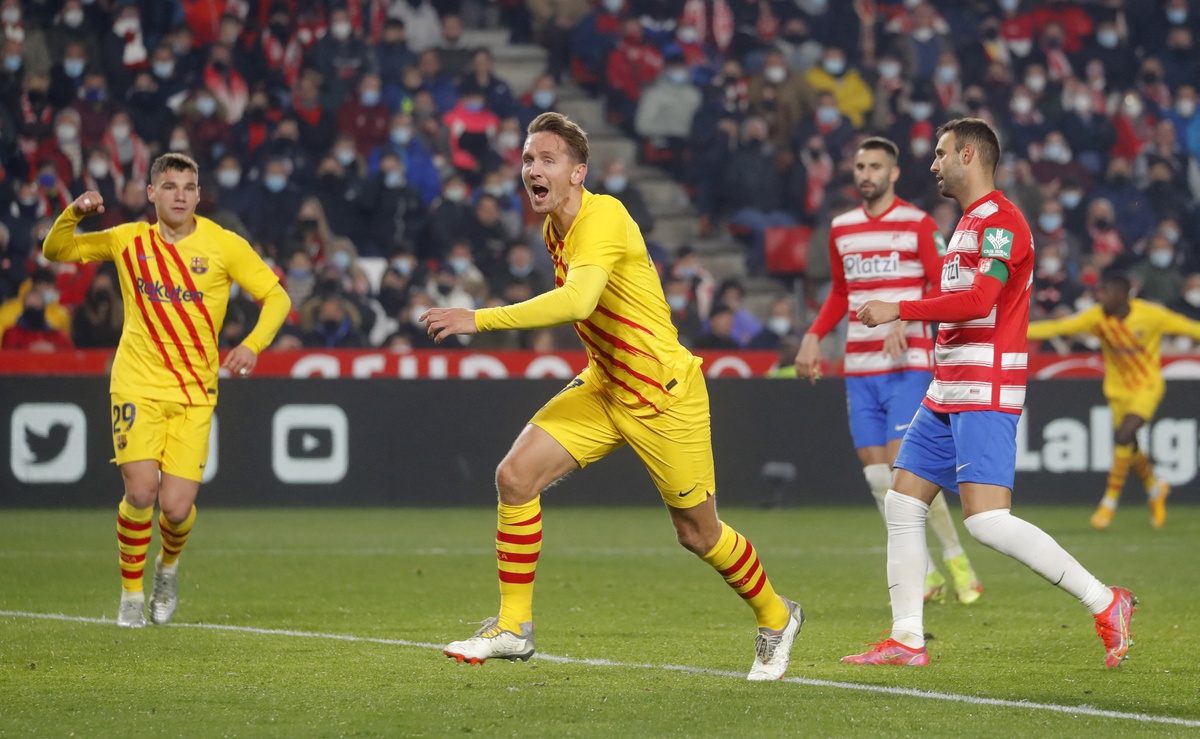 Barca rơi chiến thắng ở phút 89 - Bóng Đá