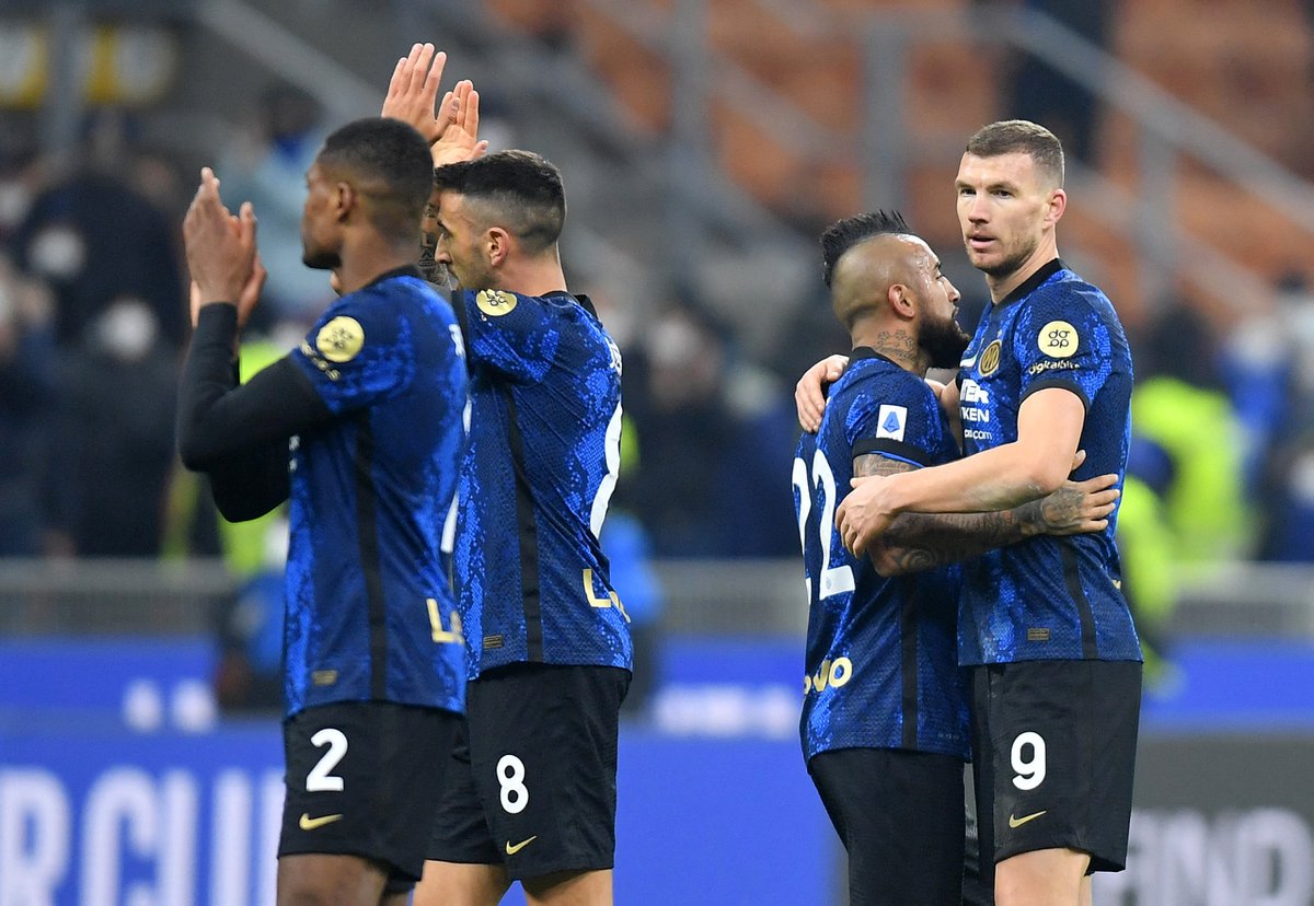 Inter Milan thắng ngược bằng bàn phút 90 - Bóng Đá