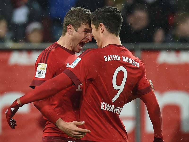 Đội hình tiêu biểu Bundesliga tháng 12: Song sát Bayern, 2 trụ cột Dortmund - Bóng Đá