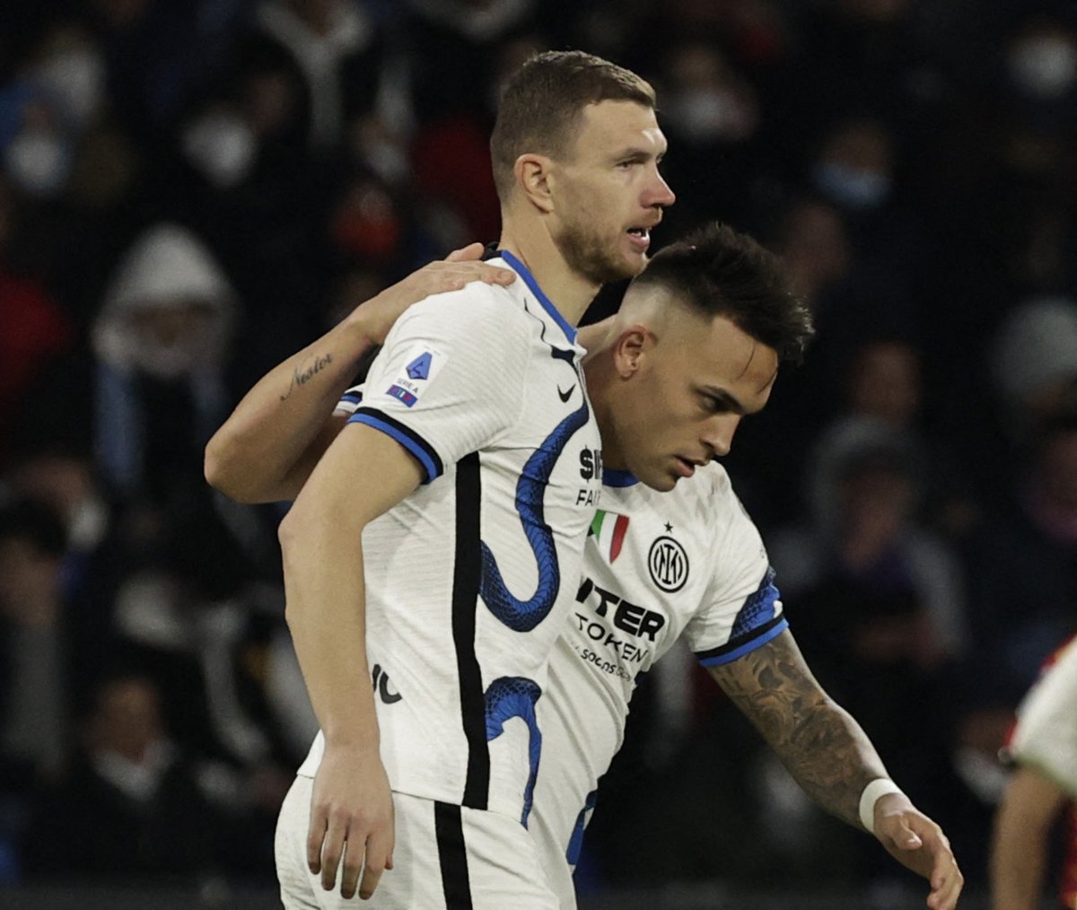 Inter bị Napoli cầm hòa - Bóng Đá