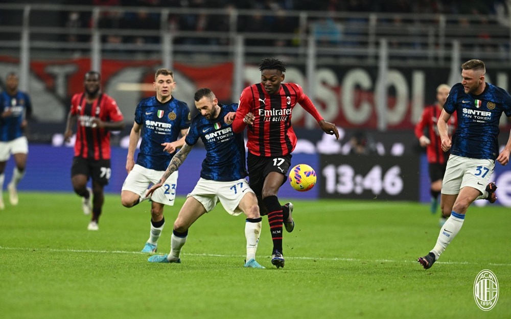 Milan và Inter bất phân thắng bại ở lượt đi bán kết Coppa Italia - Bóng Đá