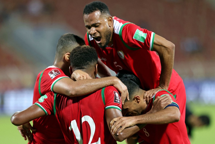 Tuyển Trung Quốc thua Oman 0-2 - Bóng Đá