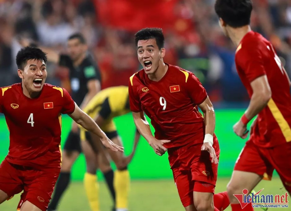 U23 Việt Nam hẹn Thái Lan ở chung kết: Vất vả nhưng xứng đáng - Bóng Đá