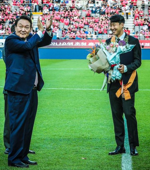 Son Heung-min nhận vinh dự cao nhất từ Tổng thống Hàn Quốc - Bóng Đá