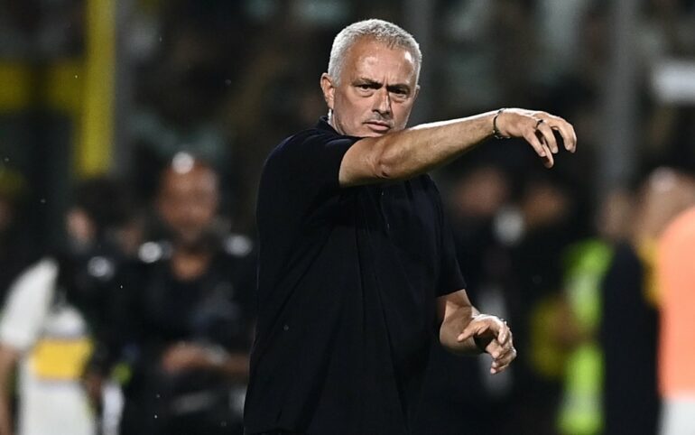 Lên đỉnh Serie A, Mourinho khen ngợi 2 cái tên - Bóng Đá