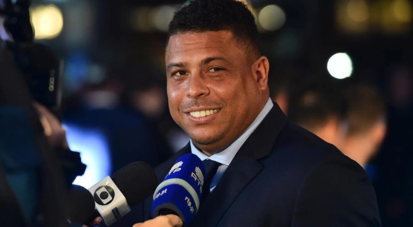 Ronaldo 'béo' nhận định trận Siêu kinh điển - Bóng Đá