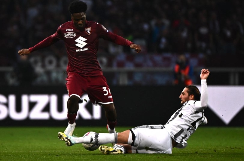 Juventus tạm thoát khủng hoảng - Bóng Đá