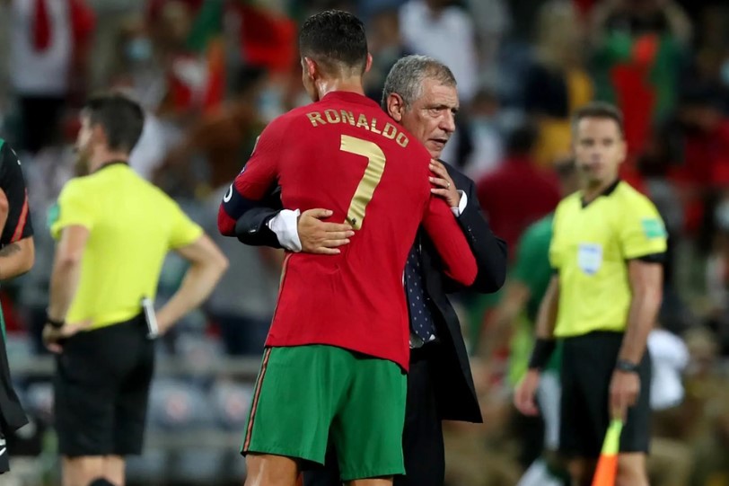 HLV Bồ Đào Nha ra tuyên bố đanh thép về Ronaldo - Bóng Đá
