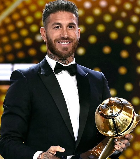 Sergio Ramos nhận giải Hậu vệ hay nhất lịch sử - Bóng Đá