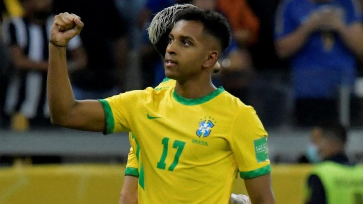 Dani Alves: 'Vấn đề với Brazil là ai cũng kỳ vọng chúng tôi vô địch' - Bóng Đá