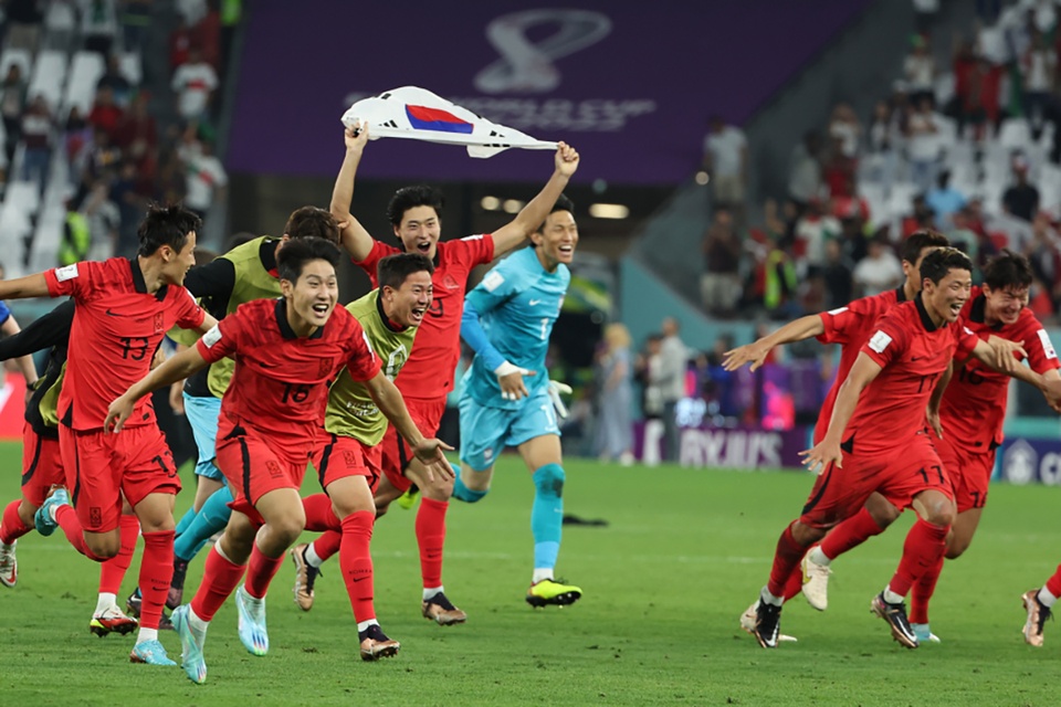 Báo Hàn Quốc gọi trận thắng trước Bồ Đào Nha là 'phép màu ở Doha' - Bóng Đá