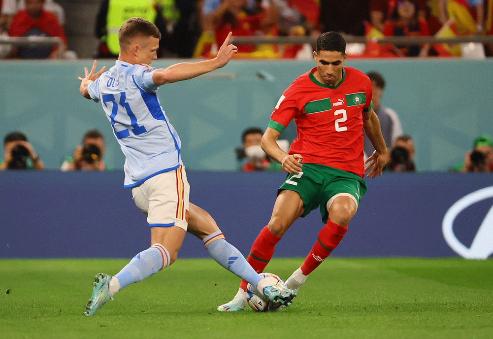 Thủ môn Morocco đi vào lịch sử World Cup - Bóng Đá