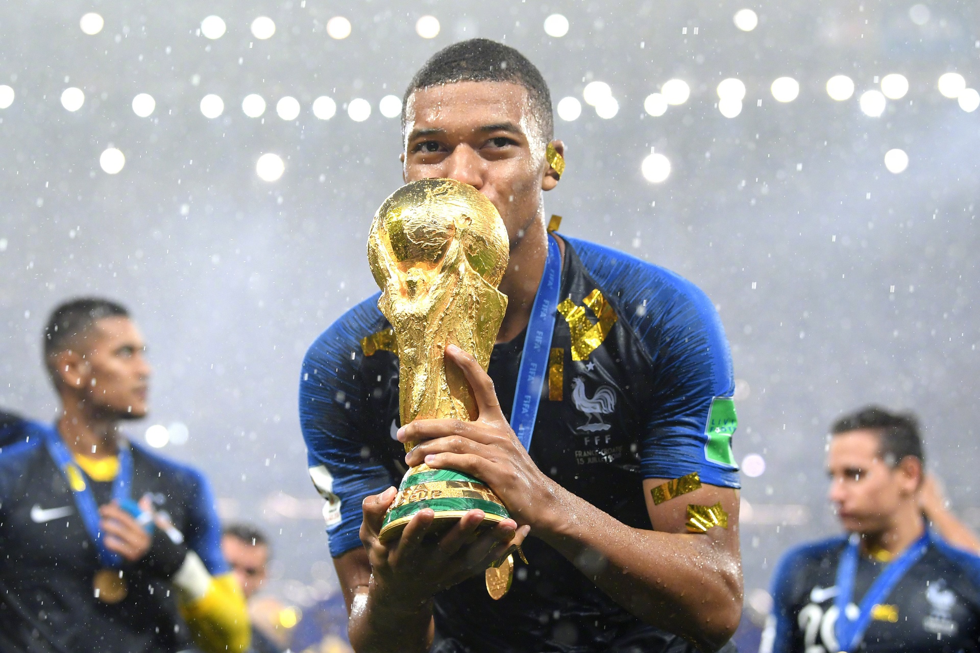Thế hệ 'Black, Blanc, Beur' giúp bóng đá Pháp chiến thắng - Bóng Đá