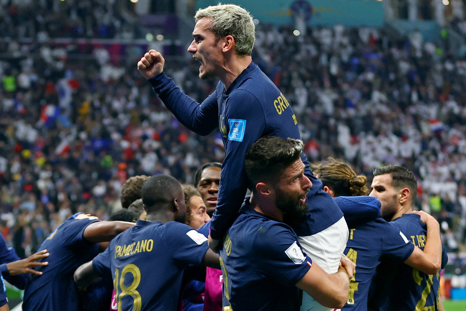 Pháp tiễn Anh rời World Cup 2022: Đẳng cấp Giroud - Bóng Đá