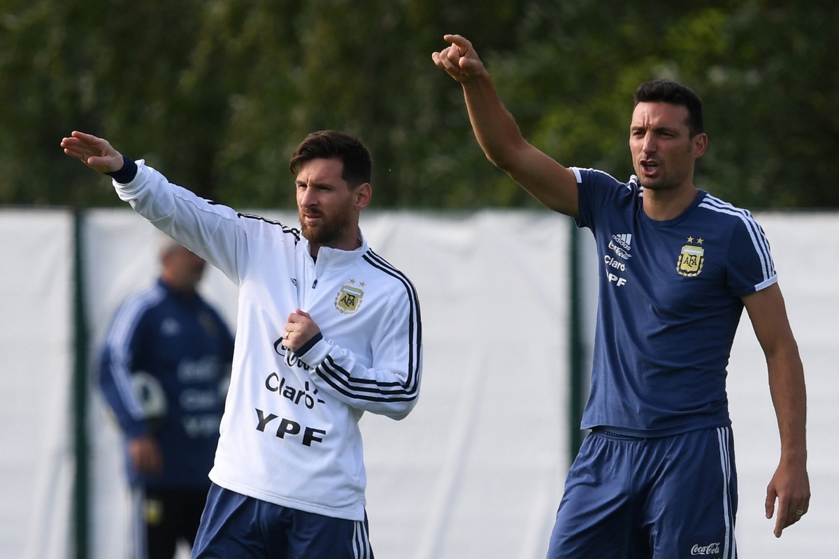 Scaloni - người khiến Messi hạnh phúc ở tuyển Argentina - Bóng Đá