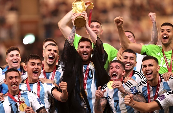 Người dân Argentina được nghỉ một ngày để ăn mừng chức vô địch - Bóng Đá