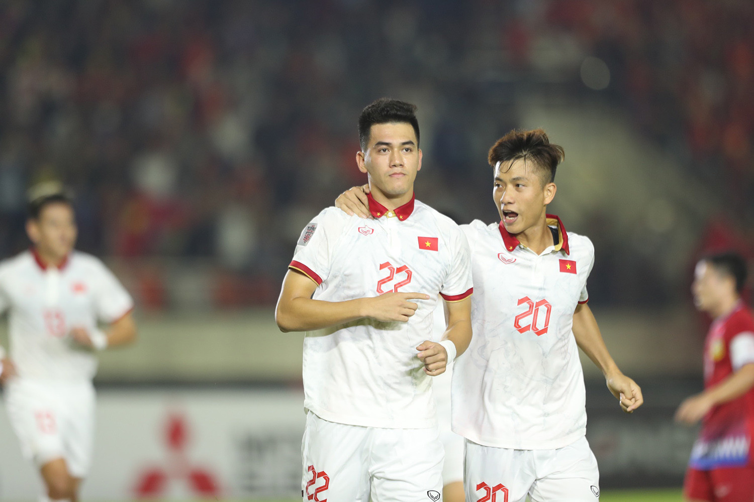 Chuyên gia dự đoán tuyển Việt Nam thắng Malaysia 2-1 - Bóng Đá