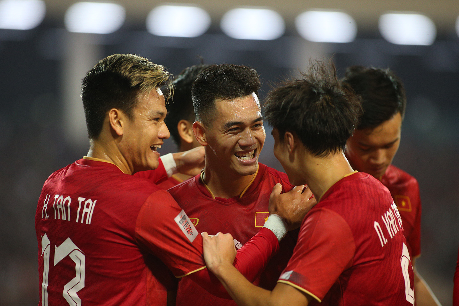 Chuyên gia dự đoán tuyển Việt Nam thắng Singapore, vào bán kết AFF Cup 2022 - Bóng Đá