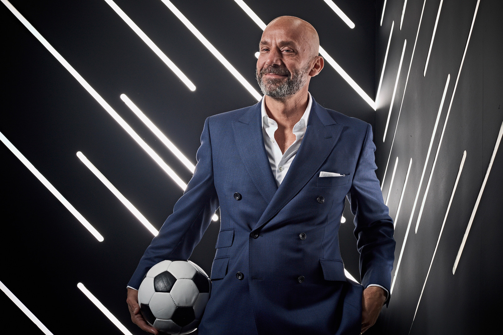Gianluca Vialli: Vẻ đẹp bóng đá và tấm gương cuộc sống - Bóng Đá