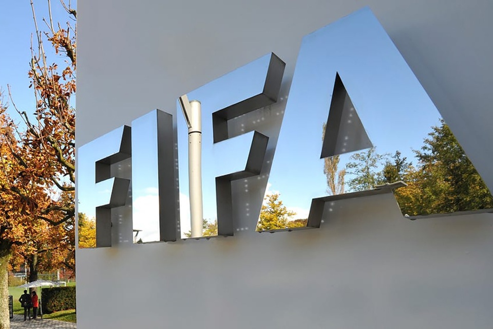 FIFA được yêu cầu can thiệp vào bóng đá Indonesia - Bóng Đá