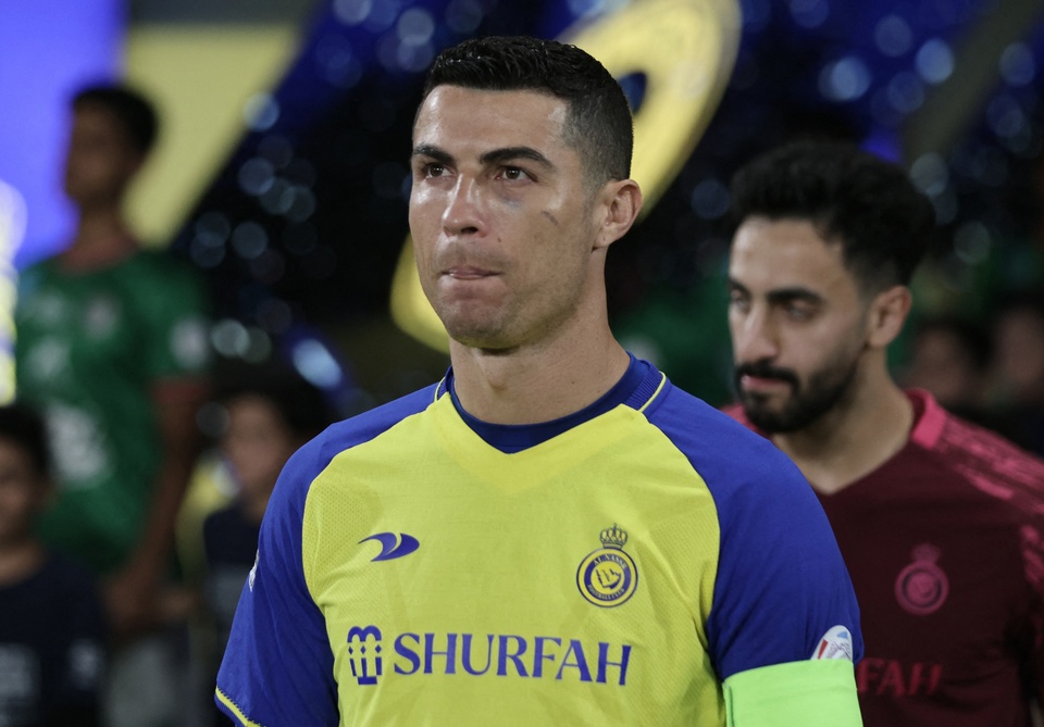 Ronaldo nhận cảnh báo khi chơi ở Saudi Arabia - Bóng Đá