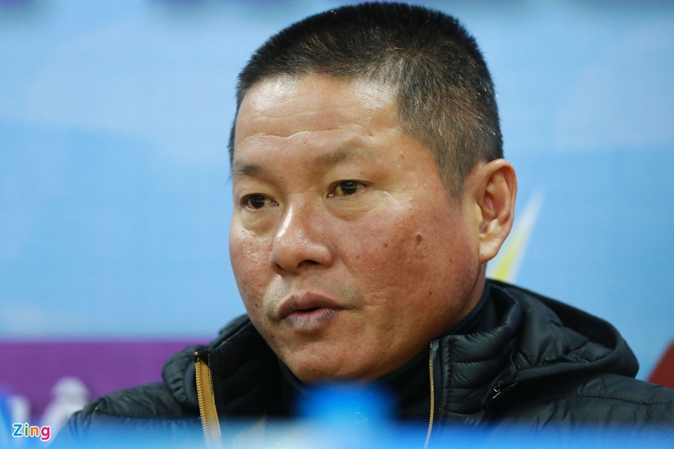 HLV Chu Đình Nghiêm: 'V.League bị cắt vụn quá nhiều' - Bóng Đá