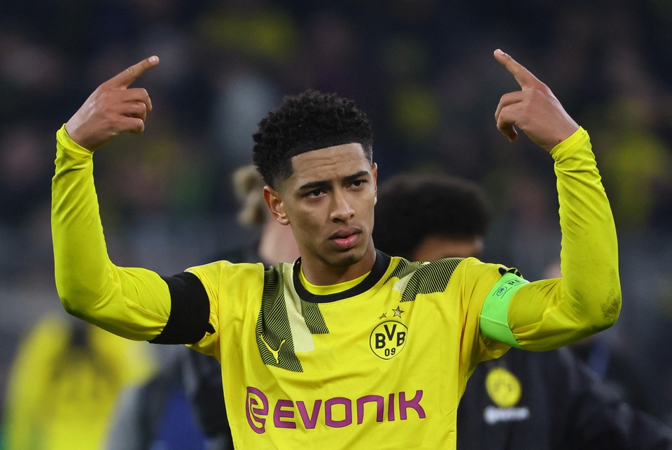 Dortmund hét giá kỷ lục cho ngôi sao người Anh - Bóng Đá
