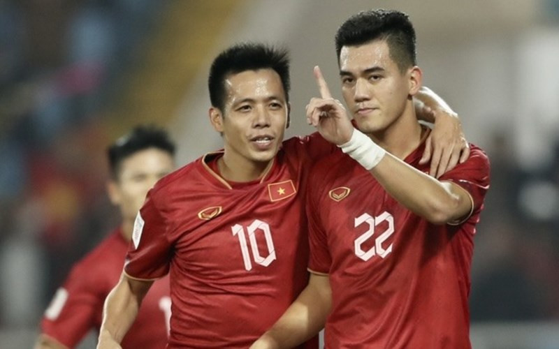 Quả bóng vàng Việt Nam 2022: Gọi tên Văn Quyết, Tiến Linh hay Hoàng Đức - Bóng Đá