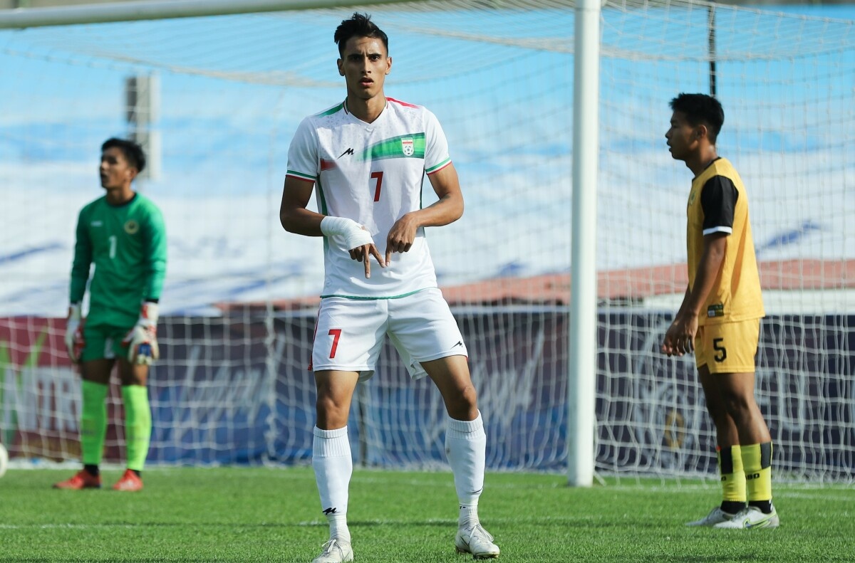 Cỗ máy săn bàn: Amir Ebrahimzadeh (Iran) là cầu thủ ghi nhiều bàn nhất trong một trận ở vòng loại. Anh đã ghi 5 bàn trong trận thắng 8-0 của U20 Iran trước Brunei.