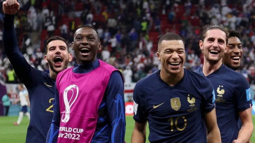 Mbappe nổi giận, PSG mua dàn cầu thủ Pháp về để ‘chuộc lỗi’ - Bóng Đá