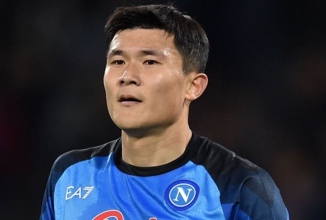 Napoli tiến sát chức vô địch Serie A - Bóng Đá