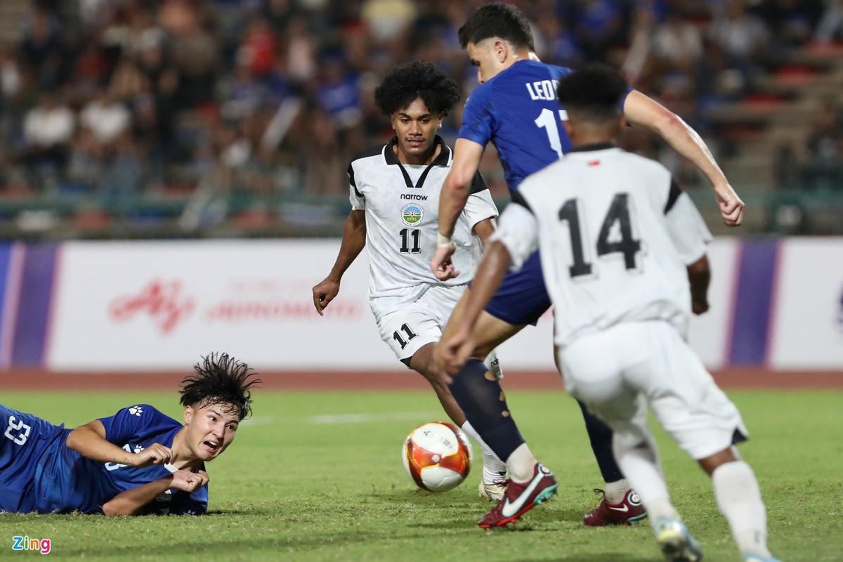 Cầu thủ U22 Philippines khóc sau trận thua đậm Timor Leste - Bóng Đá