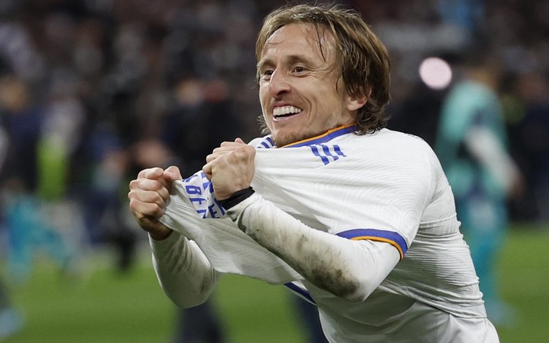 Luka Modric từ chối đại gia Saudi Arabia - Bóng Đá