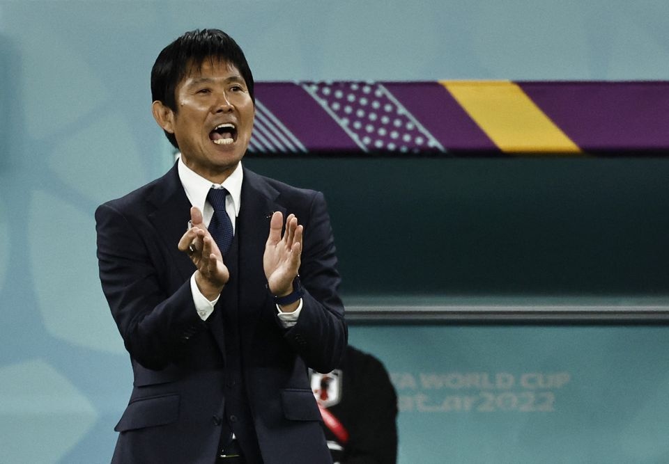 HLV tuyển Nhật Bản cảnh giác trước HLV Troussier tại Asian Cup - Bóng Đá