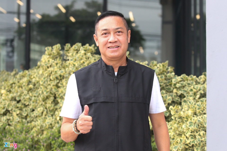 Ứng viên chủ tịch FAT đề nghị đuổi toàn bộ dàn trợ lý U22 Thái Lan - Bóng Đá