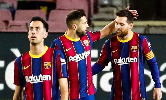 Lộ 'trùm cuối' sau hợp đồng siêu khủng của Ronaldo, Messi và Benzema - Bóng Đá