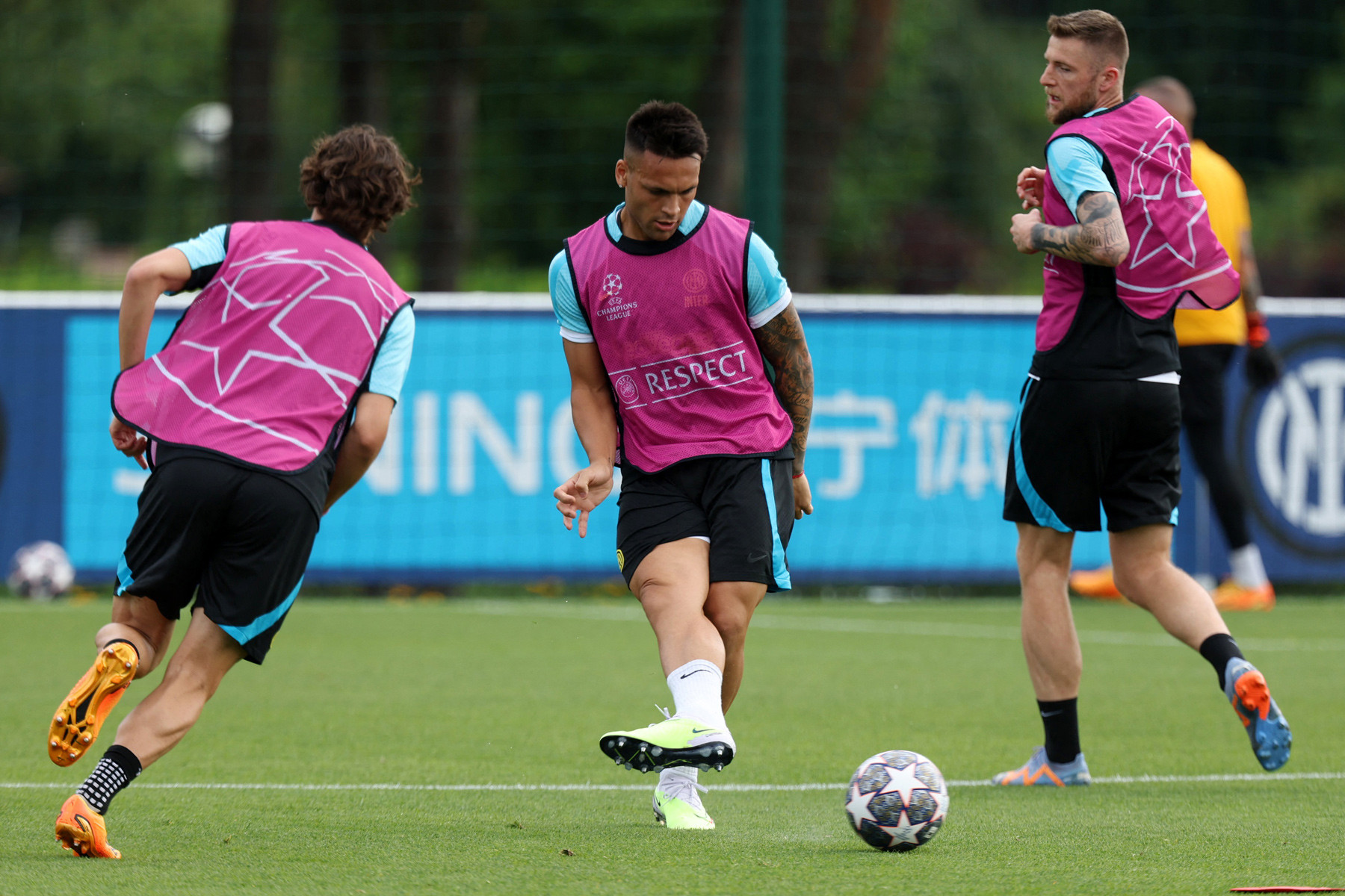 Lautaro là cầu thủ cao giá nhất của Inter.