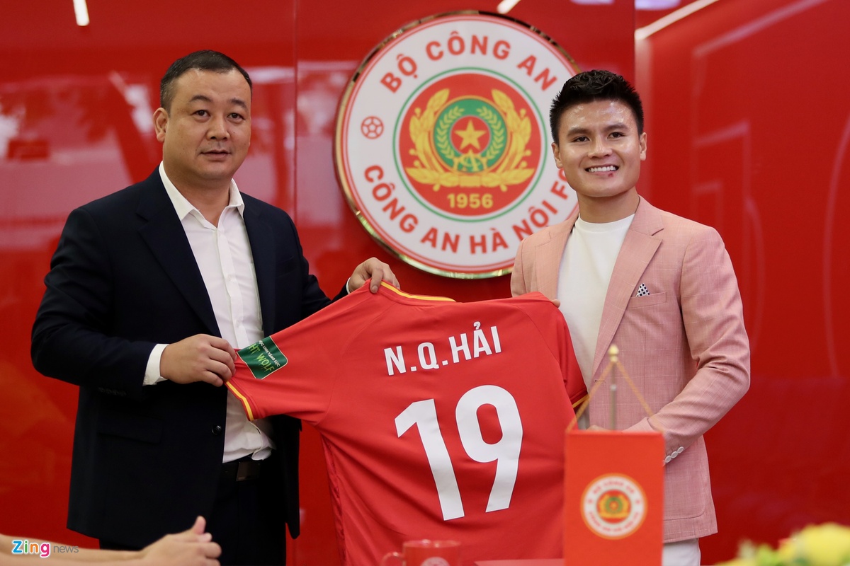 Quang Hải rạng rỡ trong ngày trở lại V.League - Bóng Đá