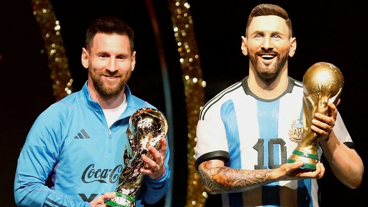 Messi nhận giải Cầu thủ hay nhất thế giới: Ngày 22/4/2023, Messi lập hat-trick giải thưởng cá nhân danh giá từ Liên đoàn Lịch sử và Thống kê Bóng đá Quốc tế (IFFHS): "Cầu thủ hay nhất thế giới", "Cầu thủ kiến tạo hay nhất" và "Cầu thủ ghi bàn tốt nhất thế giới" trong năm 2022. Tại cấp độ CLB, “La Pulga” có 17 bàn và 24 đường kiến tạo cho PSG. Siêu sao sinh năm 1985 có phong độ thăng hoa với 18 bàn, kiến tạo 6 lần, giúp “La Albiceleste” vô địch World Cup sau 36 năm chờ đợi.