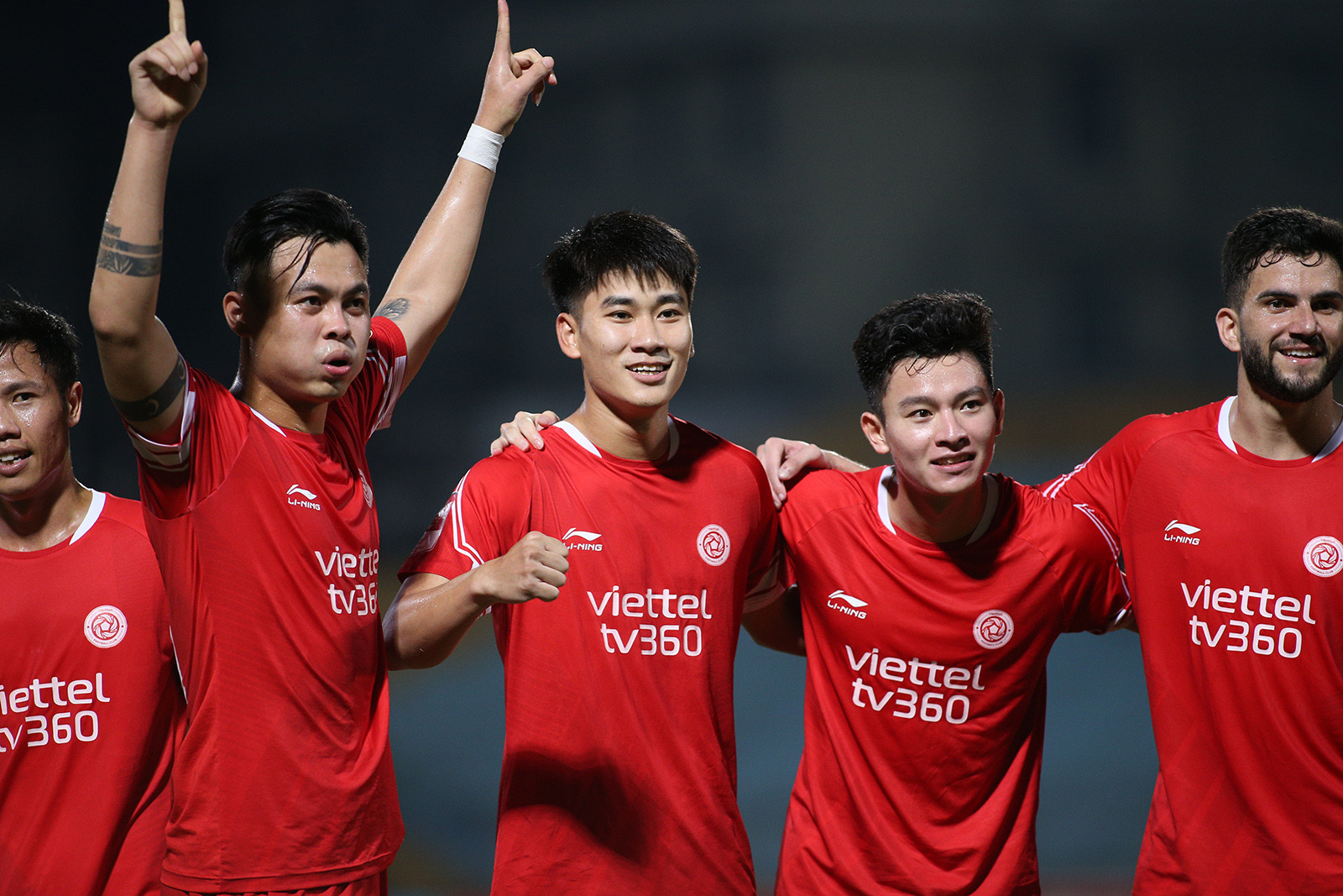Tuyển Việt Nam: V-League khởi sắc, HLV Troussier âu lo Tiến Linh - Bóng Đá