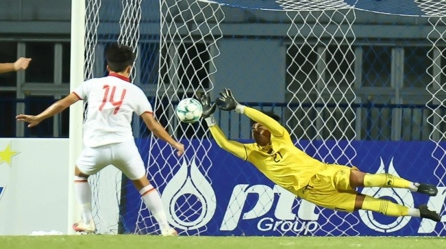 Lý do Indonesia để thủ môn đá 11m đấu U23 Việt Nam, HLV Shin bất lực - Bóng Đá