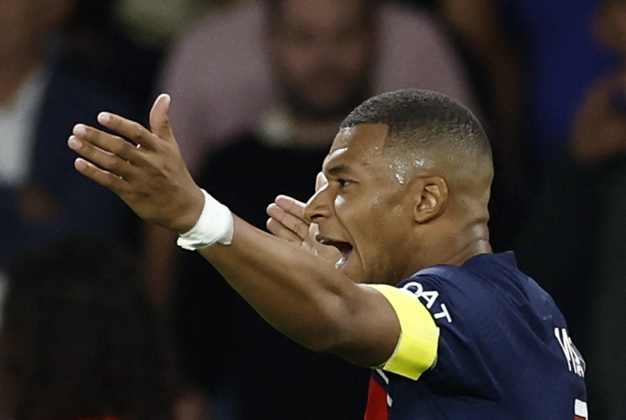 Mbappe sánh ngang kỷ lục của Messi và Ronaldo - Bóng Đá