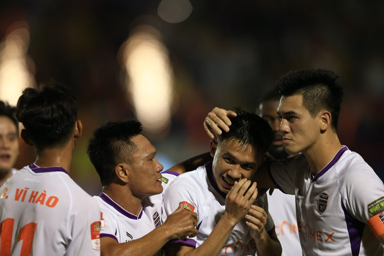 Bình Dương dẫn đầu V-League, HLV Lê Huỳnh Đức nói thẳng: 