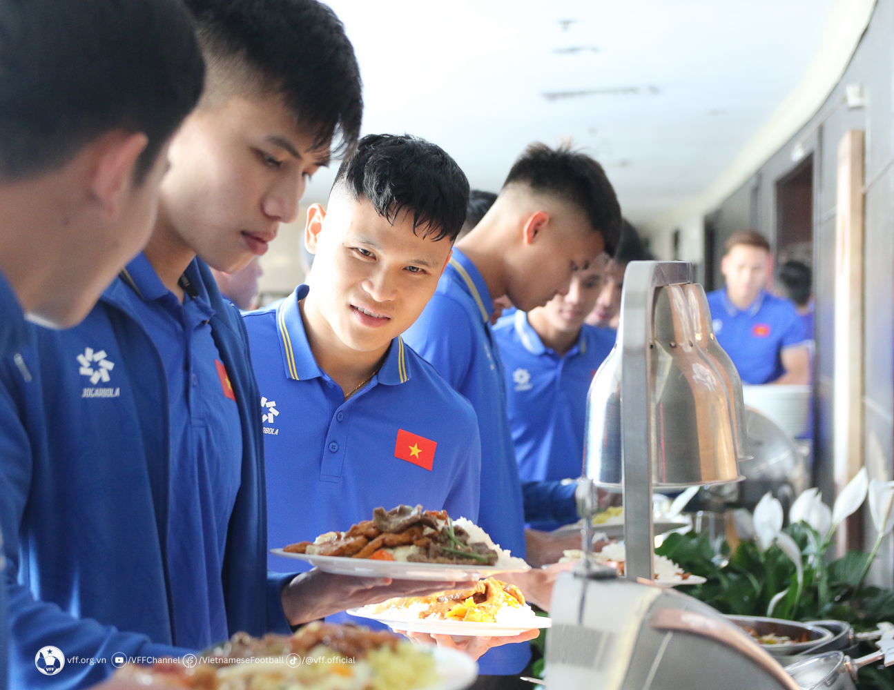 Khám phá thực đơn của tuyển Việt Nam tại Asian Cup - Bóng Đá
