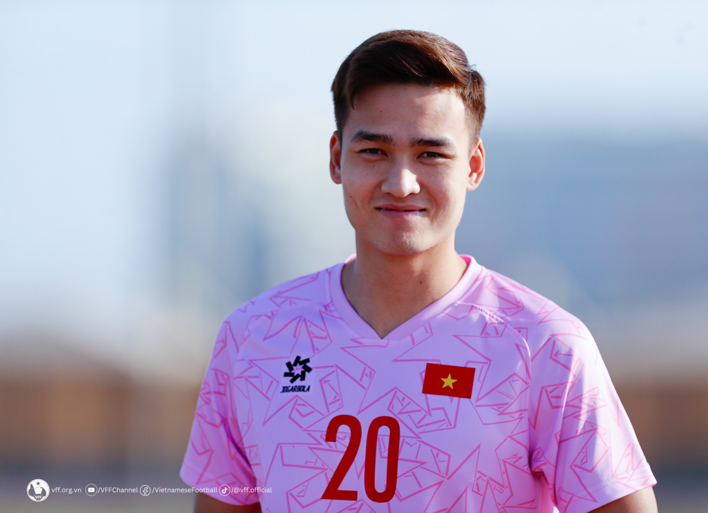 Sao tuyển Việt Nam nói lời thẳng thắn về trận đấu Nhật Bản - Bóng Đá