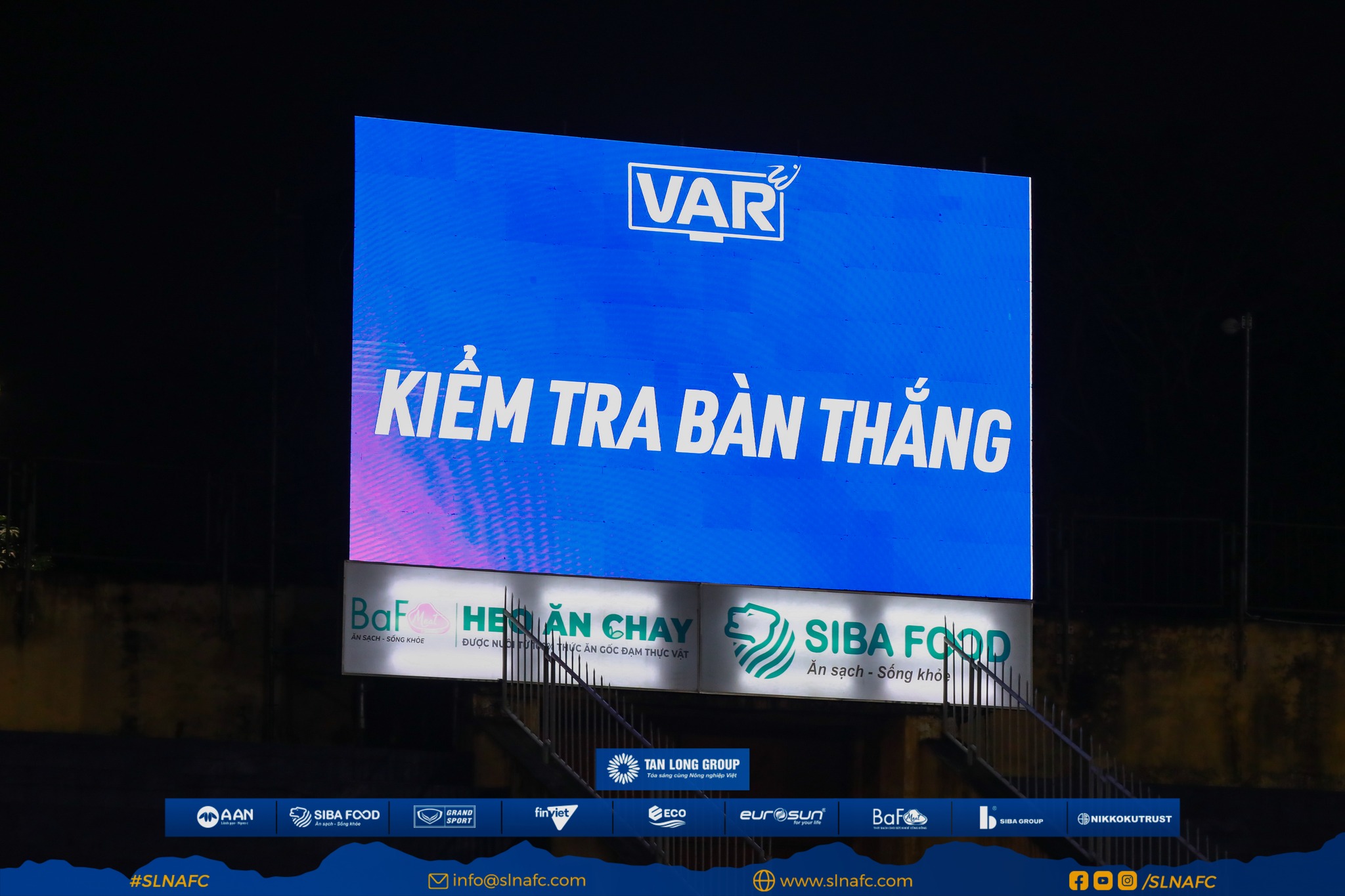 Quá bức xúc VAR, CLB V-League gửi kiến nghị lên VFF - Bóng Đá