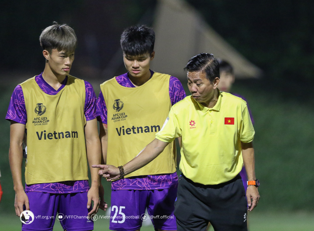 HLV Hoàng Anh Tuấn đã có bài giúp U23 Việt Nam chống Iraq? - Bóng Đá