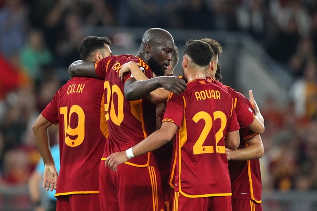 Jose Mourinho ca ngợi Lukaku sau chiến thắng dễ dàng ở Europa League