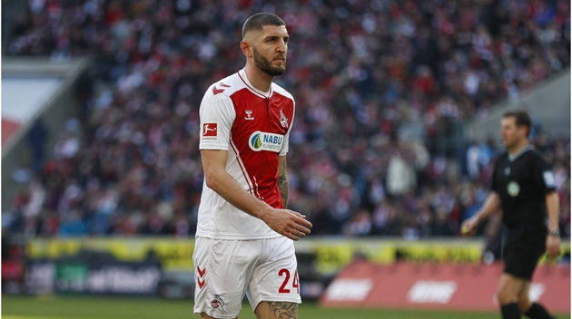 Anh nhận được sự quan tâm từ phía các câu lạc bộ lớn.